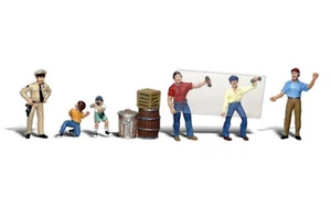 Woodland Scenics A2171 N Scale Accident Waiting to Happen - Picture 1 of 7