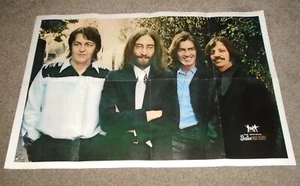 1960's Official Beatles Fan Club Souvenir Poster of the Fab Four - Imagen 1 de 2