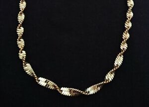 Vintage Retro Elegant M&S Twisted Gold Tone Chain Necklace
