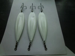 TUNA Butterfly slow flat fall pitching jig stainless eyes in 6 colors w/ treble - Picture 1 of 2