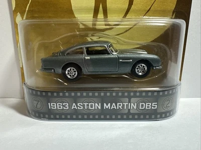 Hot Wheels Retro Entertainment James Bond 007 Goldfinger 1963 Aston Martin - Image 1 of 4