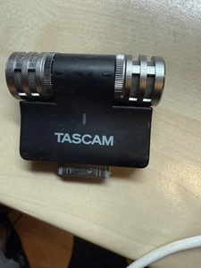 TASCAM iM2 - STEREO CONDENSER MICROPHONES FOR IPHONE 4S, 4, TOUCH, IPAD & IPAD2 - Picture 1 of 2