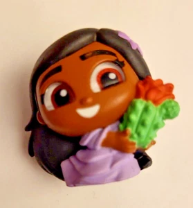 Isabela Madrigal - Series 12 Pixel Perfect - Disney Doorables - Encanto - Picture 1 of 1
