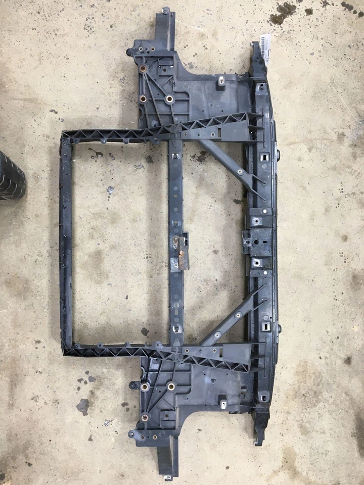 04 NISSAN ARMADA Radiator Support - Изображение 1 из 1