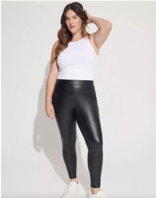 Pantalones para mujer Torrid negros de imitación de cuero 4X Bikercore Rockstar Punk Grunge Foto 1 de 4