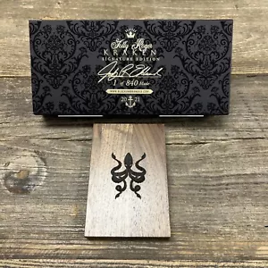 Jolly Roger Kraken Signature Box Gilded Playing Card Deck Set by Jody Eklund - Bild 1 von 15