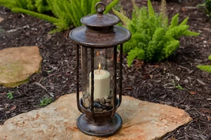H Potter GAR191S Small Hurricane Lantern Outdoor Lighting Metal Yard Patio Pool - Picture 1 of 2