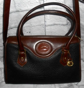 VINT. Dooney & Bourke R721 SATCHEL all weather Leather pebble BLACK & BROWN - Picture 1 of 17
