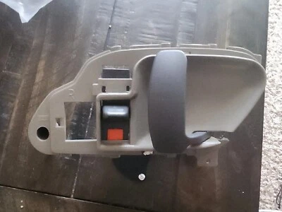 Chevrolet 1995-1999 camioneta suburbana gris interior manija de puerta interior Foto 1 de 2