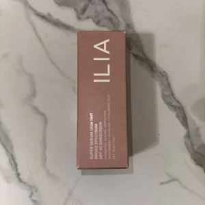 ILIA Super Serum Skin Tint Foundation Makeup 1oz - ST2 TULUM BRAND NEW ‼️‼️ - Picture 1 of 3