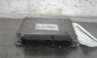 ECU Seat Ibiza ST (6J8) Combi 1.2 12V (CGPA) 2010 03E906023AR - Immagine 1 di 2