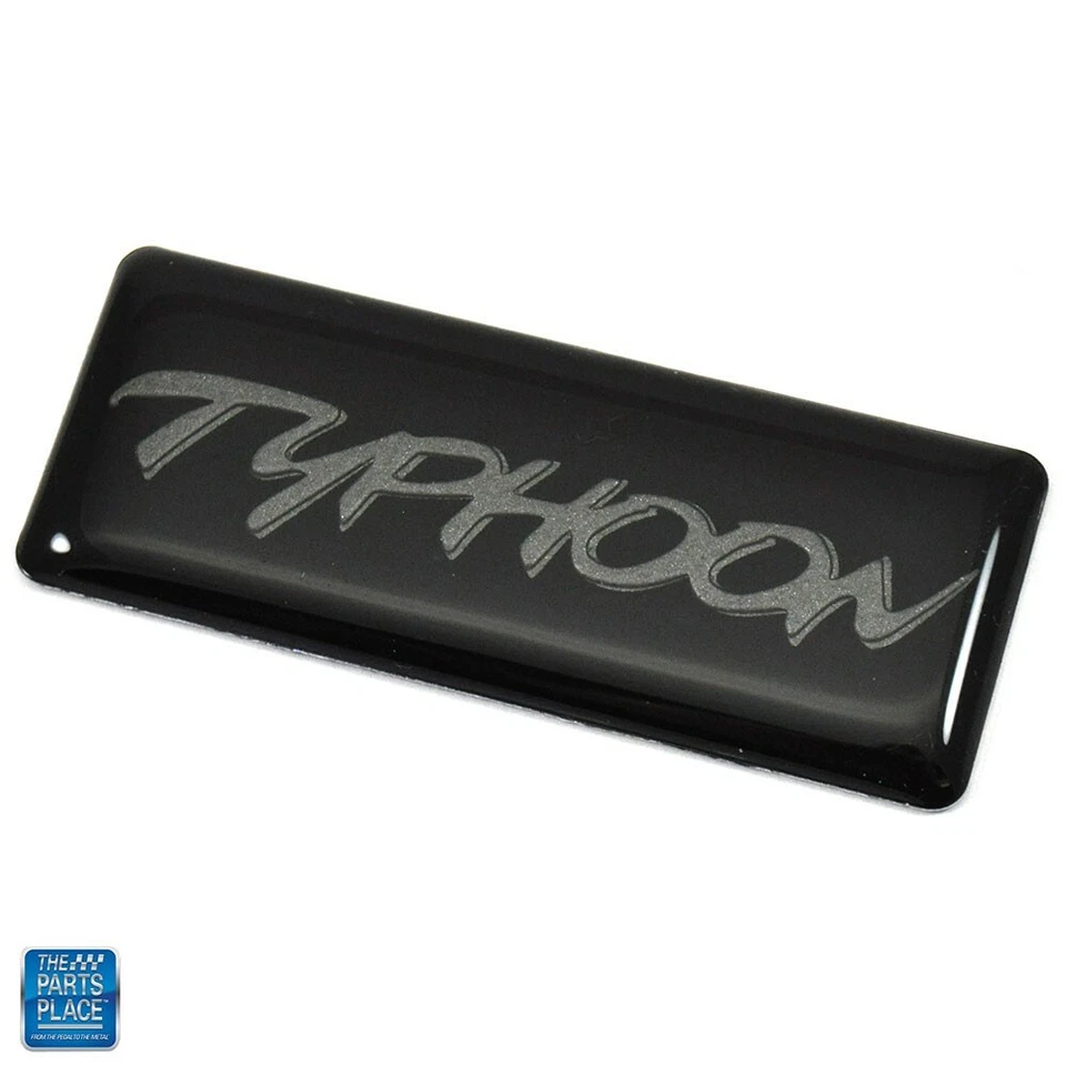 Guantera GM GMC Typhoon 1992-1993 emblema cada uno - nueva Foto 1 de 1