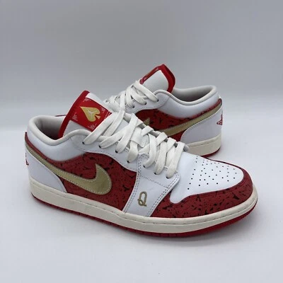 Tênis Nike Air Jordan 1 Low SE Spades masculino tamanho 9 DJ5185-100 vermelho/dourado/branco - Imagem 1 de 4