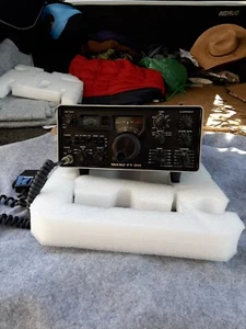 Transceptor Yaesu HF FT 301 sin fuente de alimentación. - Imagen 1 de 21