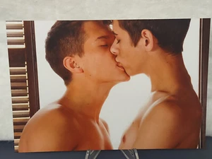4x6in Photo - Shirtless Handsome Couple Kissing Passionately - Gay Interest - Picture 1 of 4