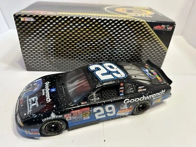 #29 Kevin Harvick The Extra Terrestrial Goodwrench Service NASCAR 1/24 Scale - Image 1 of 4