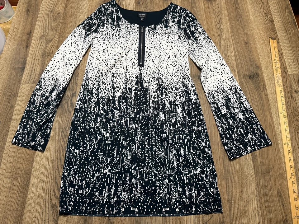 Платье Nicole Miller женское размер Small черно-белое с длинным рукавом 1/4 на молнии - Изображение 1 из 4