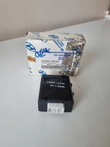 Genuine Hyundai Elantra ATA Control Module | 95850-29100 - Picture 1 of 5