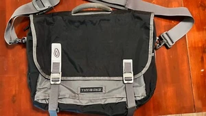 Timbuk2 Messenger Bag, Black & Grey, Medium (KDS14) - Free Ship - Picture 1 of 10