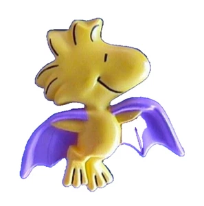 Hallmark PIN Halloween Vintage WOODSTOCK BAT CAPE Flying Peanuts 1990s Brooch - Picture 1 of 2