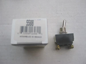 Cole Hersee 5588 Heavy Duty Two-Position Toggle Switch, DPST, NOS! - Bild 1 von 1