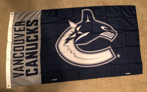 NEW IN SEALED PACKAGE NHL Vancouver Canucks 3' x 5' Polyester Fan Flag Official Cover
