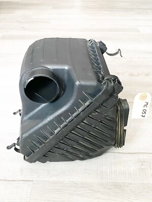 Carcasa de filtro limpiador de admisión de aire Kia Optima 2011-2014 28112-3Q100 OEM Foto 1 de 4