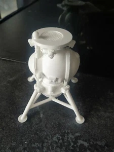 3d printed Russian LK soviet lunar craft lander  89mm x 90mm x 112mm - Picture 1 of 7
