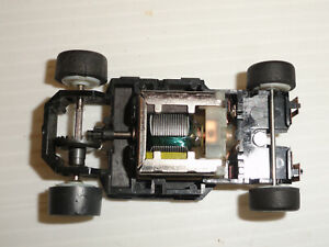 TYCO HP-7 WIDE PAN HO SLOT CAR CHASSIS WITH WHITE RIMS RUNNING USED CONDITION