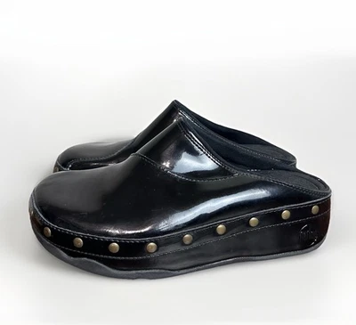 Fitflop Patent Leather Mules Wms Size 6 Slip On Clogs Work Casual Comfort Shoes - Image 1 of 4