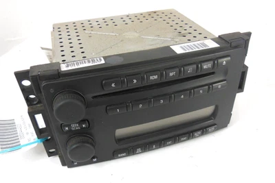 2005-2007 Chevrolet Uplander AM FM Radio Cassette CD Disc Player Receiver OEM - Image 1 of 4