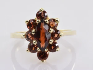 Vintage Garnet Cluster Ring in 10k Yellow Gold 1.88 Carats Size 6 - Picture 1 of 4