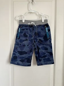 Mini Boden boys 5 multi color camo zip pockets shorts - Picture 1 of 3