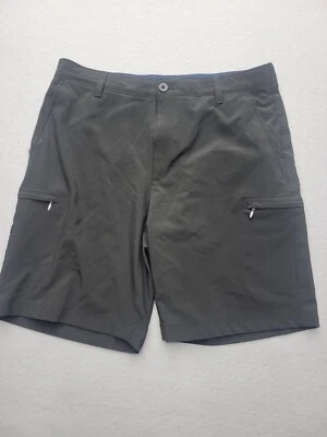 Bermuda masculina Izod 34 preta 9 pol. malha regular mistura de poliéster golfe - Imagem 1 de 4