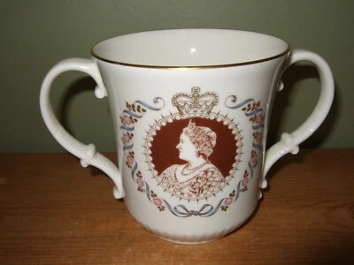Royal Doulton China Loving Cup HM Elizabeth Queen Mother 80th Birthday 1980 - Image 1 of 3