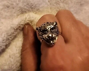 Jauguar Panther Gepard Tiger Katze Gr. 8 Ring silberfarben intensive Smaragd Augen - Bild 1 von 8