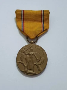 American Defense Service Medal WWII - USA Medaille Orden am Band full size - Picture 1 of 2