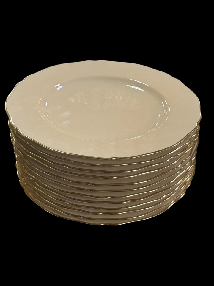 SPODE PORCELAIN ENGLISH NEOCLASSICAL DINNER PLATES SET OF 12 - Image 1 of 4