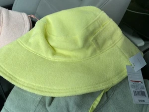 Shade & Shore Women's Neon Yellow Terry Cloth Adjustable Bucket Hat One Size - Picture 1 of 5
