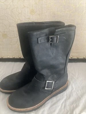 Botas de couro preto femininas B Bakers tamanho 7,5B - Imagem 1 de 4