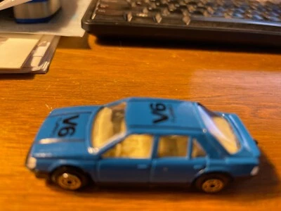 Vintage - 1986 MC Toy Maisto Azul Renault 25 V6 Turbo Carro Esportivo 1/64 Diecast  - Imagem 1 de 4