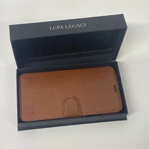Custodia portafoglio LUPA Legacy iPhone 11 - pelle marrone caramello - Foto 1 di 6