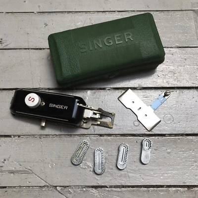 VTG 1948 Singer 221 Sewing Buttonholer Attachment 160506 Original Case Templates - Image 1 of 4