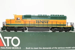 Kato HO Scale BNSF EMD SD40-2 Snoot Nose Diesel Locomotive #6340 DCC Ready - Picture 1 of 13