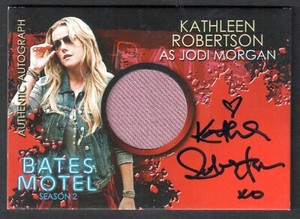 BATES MOTEL SEASON 2 Breygent SDCC AUTOGRAPH COSTUME CARD #SD-CA4 ROBERTSON #27