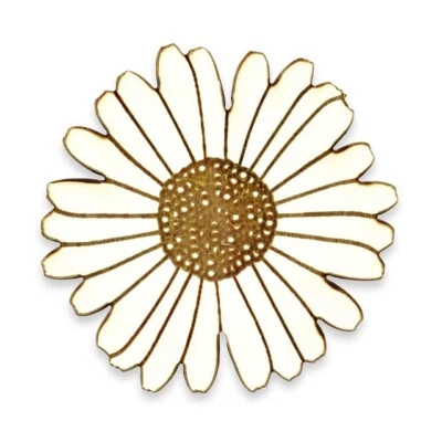 PinMart's White Daisy Wood Pin - Image 1 of 4