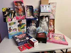 Lot of 17 Mixed Lot Disney - Cinderella - Pocahontas Outfit - Little Debbie - Picture 1 of 10