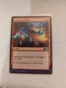 MTG Lightning Strike Core Set 2019 152/280 Foil Uncommon - Picture 1 of 1