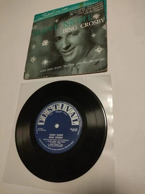 Bing Crosby – Silent Night. 7" Single  - Image 1 of 4
