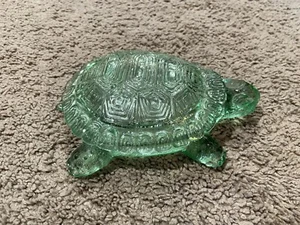 Vintage Lt. Green Detail Covered Turtle Trinket Dish & Lid Depression Glass VHTF - Picture 1 of 11